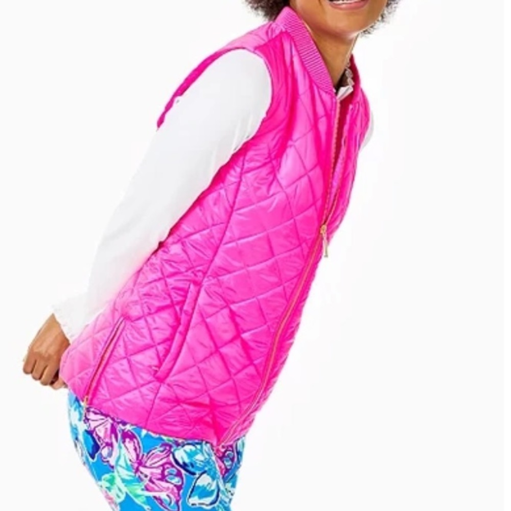 Lilly Pulitzer Payson Vest Raz Berry Small - Picture 2 of 14